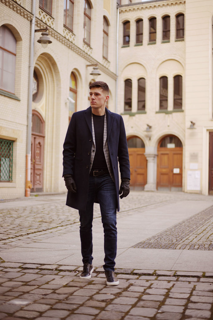 Checkered Men’s Blazer