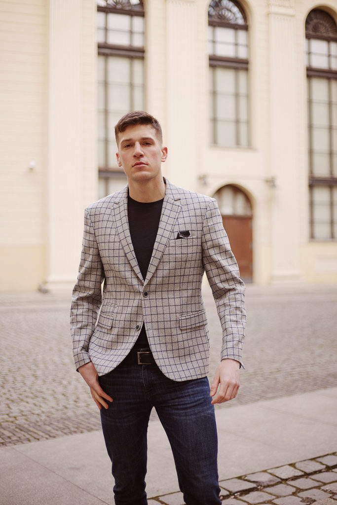 Checkered Men’s Blazer