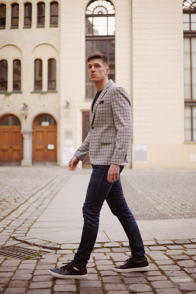 Checkered Men’s Blazer